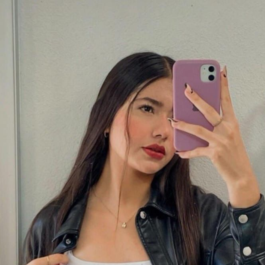 <em>Paola Mendez</em>